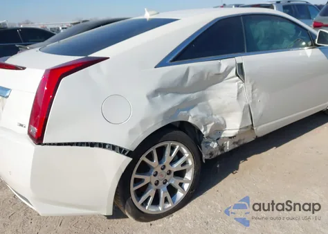 2013 Cadillac Cts Performance z USA, uszkodzony, nr VIN 1G6DK1E31D0107605
